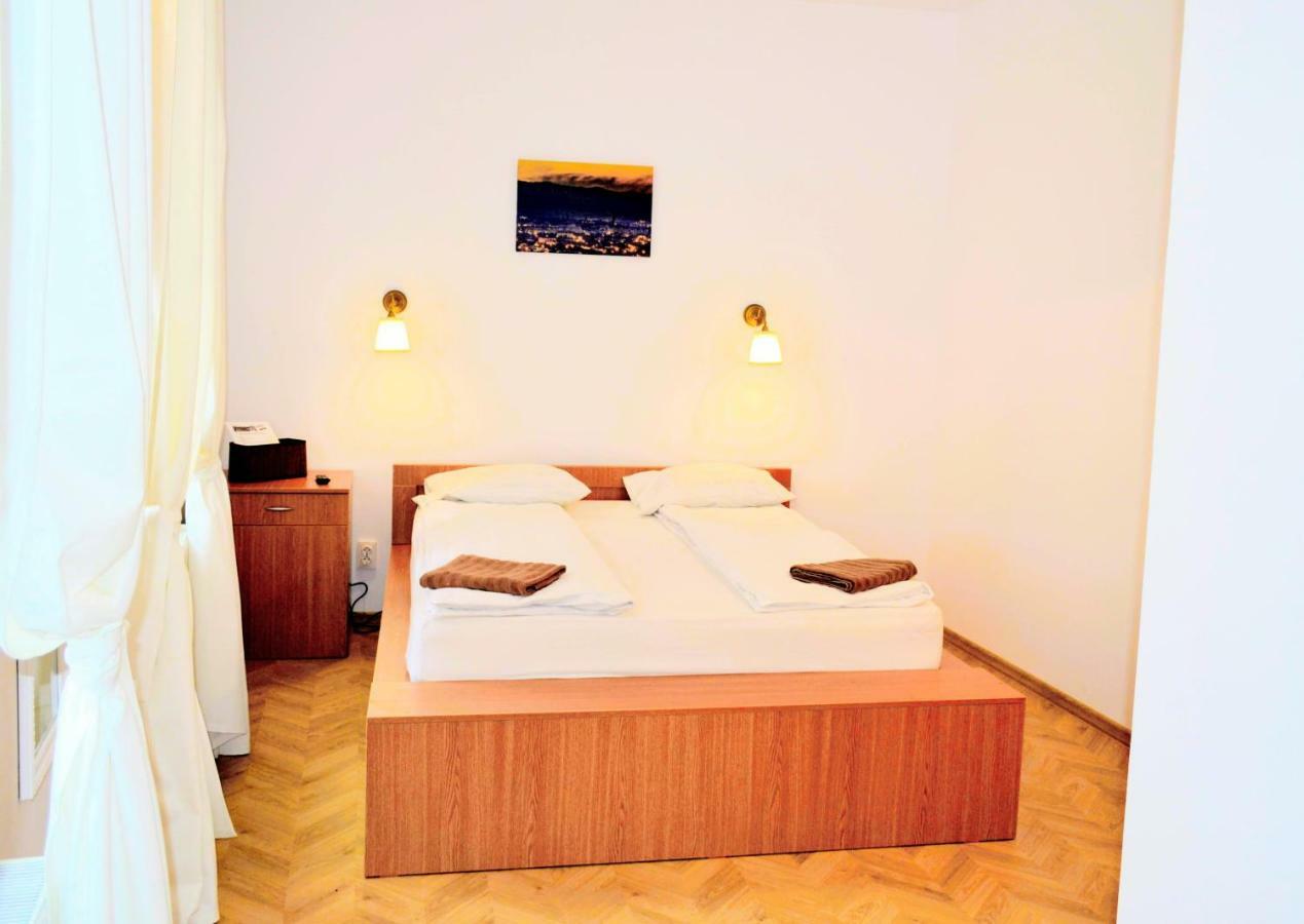 Apartament Turnul Pielarilor Studios Sibiu Buitenkant foto